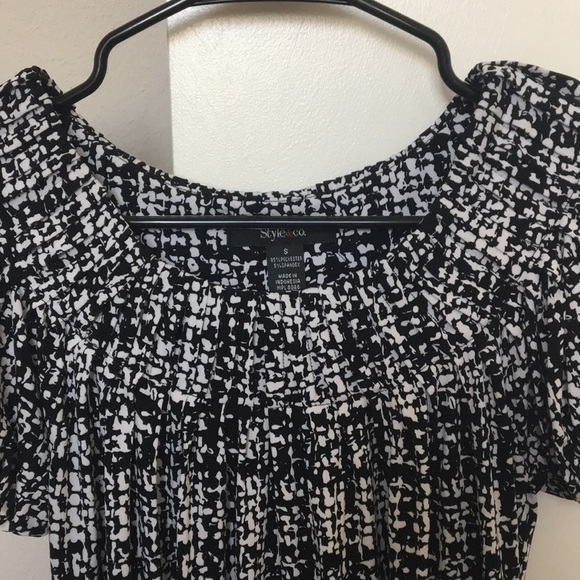 Black & White Shirt - Picture 2 of 2